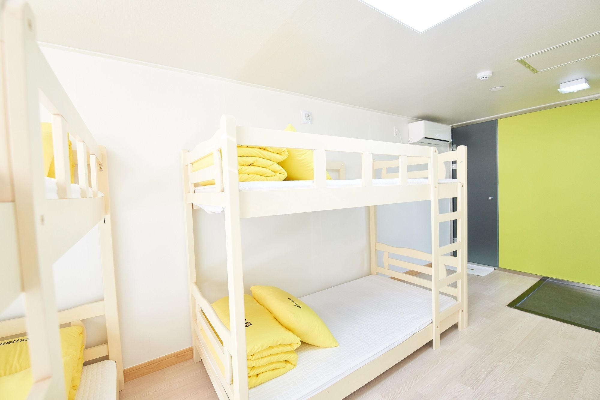24 Guesthouse Jagalchi Busan Eksteriør bilde